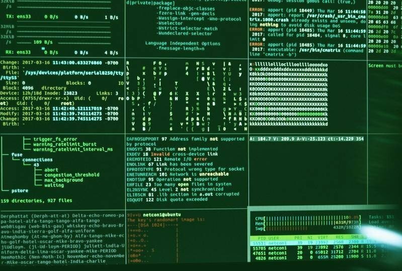 hacking-screens-green-2022