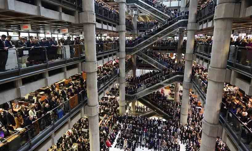 Οι Lloyd’s επέβαλαν πρόστιμο μαμούθ σε εταιρία της αγοράς για μπούλινγκ και σεξουαλική παρενόχληση