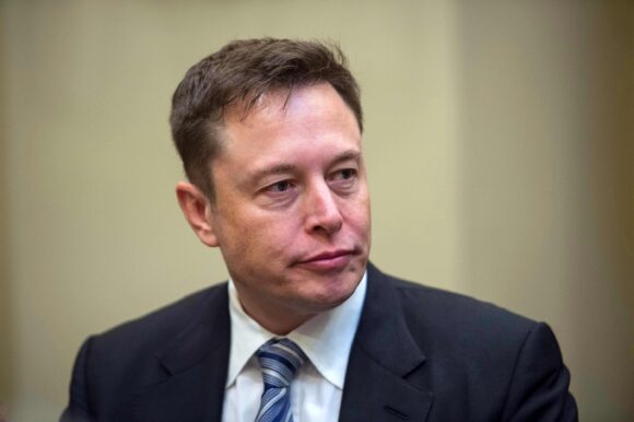 Έλον Μασκ: Η Tesla Insurance μετατρέπει την «εφιαλτική» εμπειρία αξιώσεων σε «όνειρο»