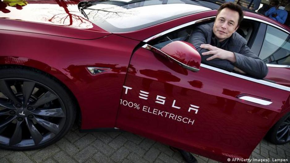 Elon Musk: Η μυστική συμφωνία της Tesla