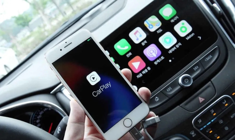 Ποιοί είναι καλύτεροι οδηγοί, οι χρήστες iPhone ή Android;