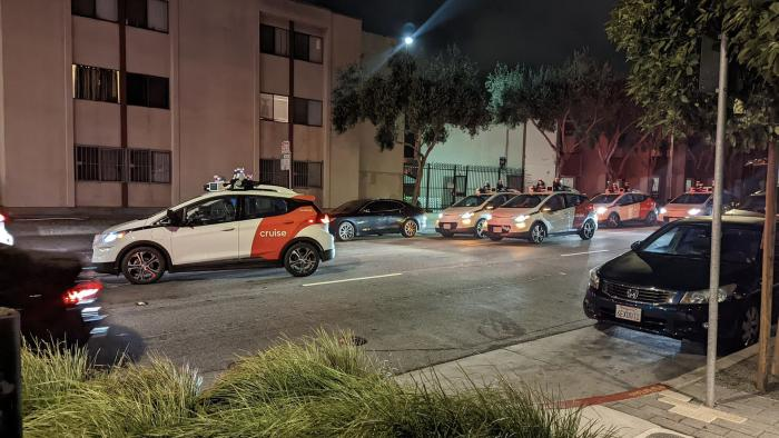 Αυτόνομα ταξί προκάλεσαν χάος στους δρόμους του Σαν Φρανσίσκο