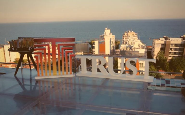 trust-awards