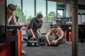 first-aid-training-in-the-work-place