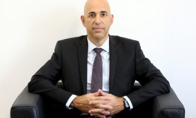 andreas-athanasiadis-chair