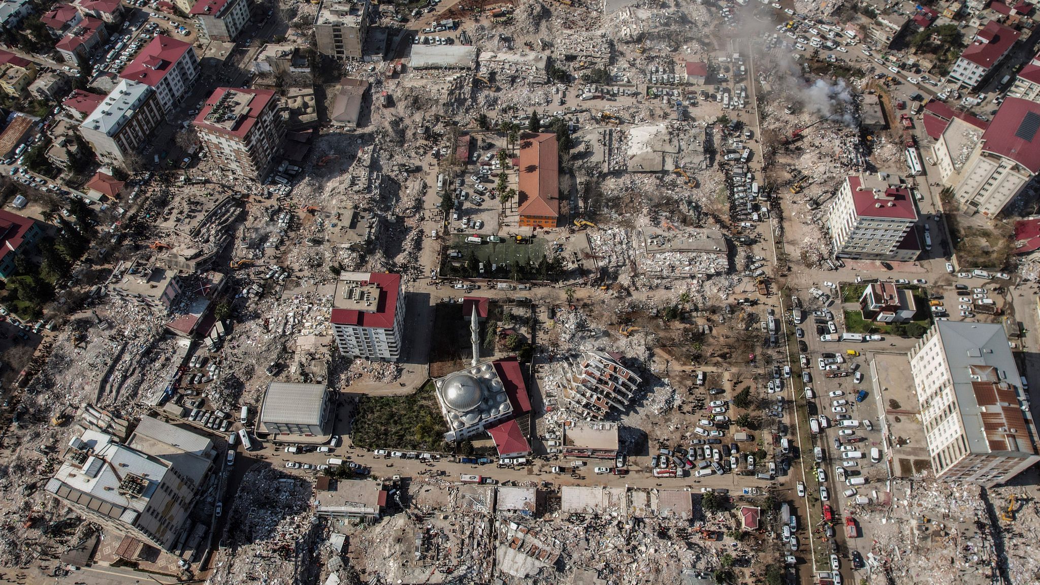 Πόσοι ασφαλιστικοί κίνδυνοι επήλθαν ταυτόχρονα με τον σεισμό στην Τουρκία και τη Συρία;