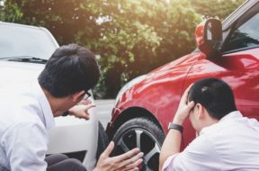 car-accident-2men