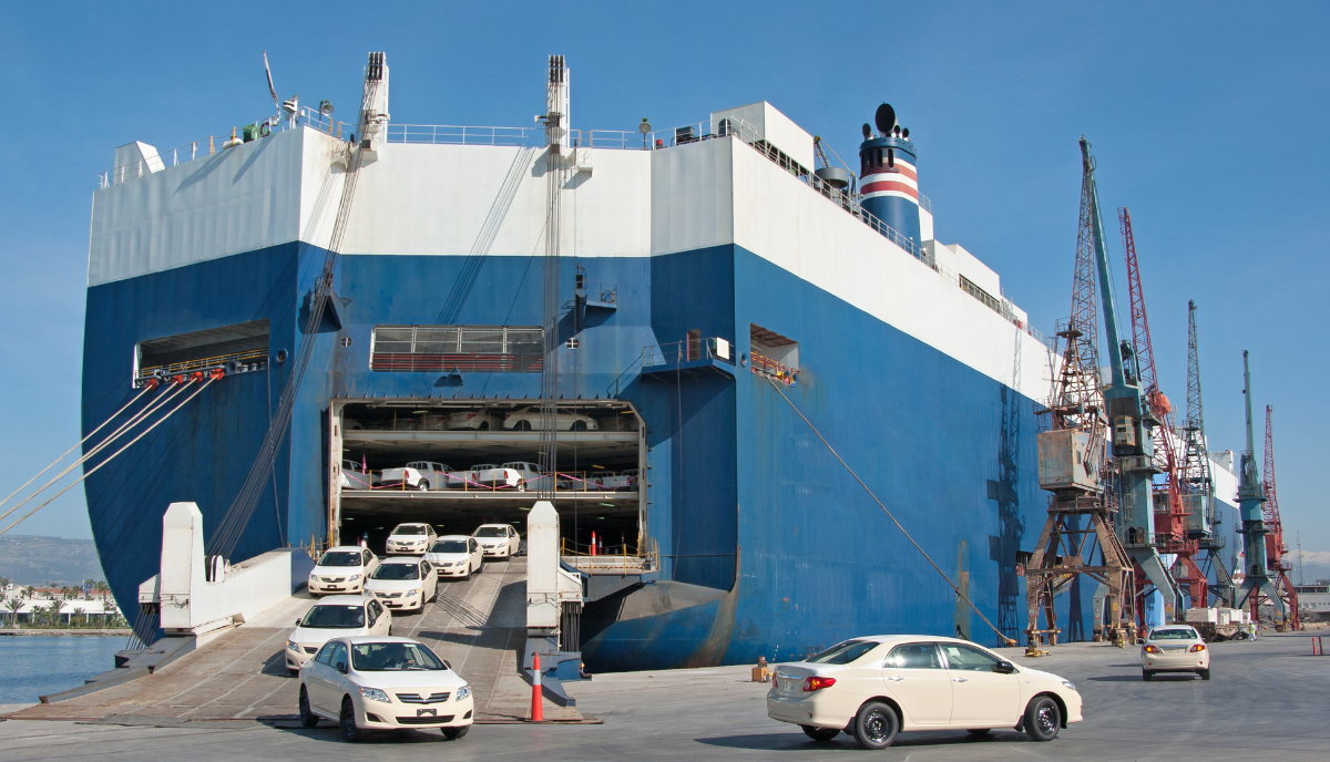 Ελλάδα: Έμεινε εκτός πλοίου ηλεκτρικό αυτοκίνητο λόγω ασφαλιστικής