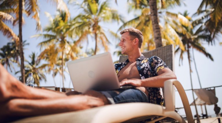 SoEasy Insurance Blog: 9 Βήματα για να γίνεις ένας Digital Nomad