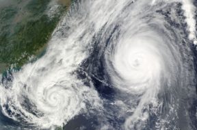 hurricane-67581_1280