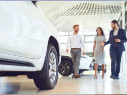 car-sale-couple