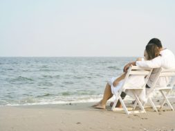 couple-sea