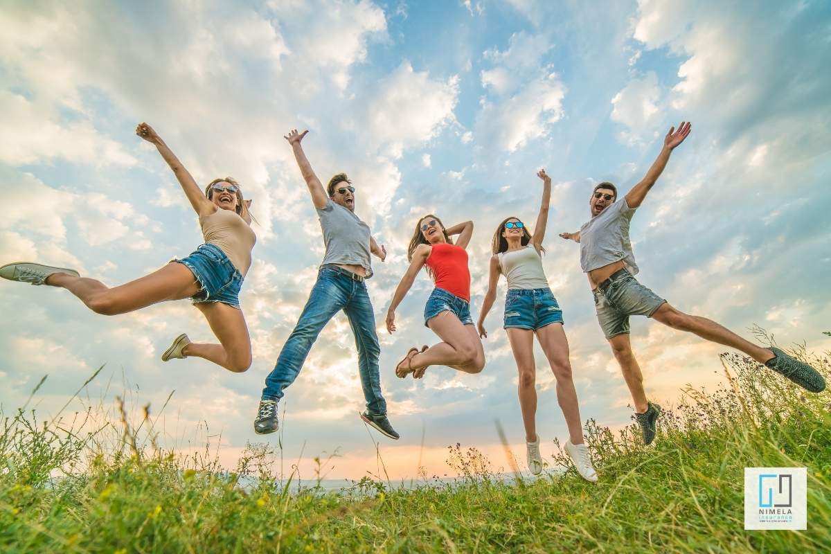 Nimela Blog: Οδηγός επιβίωσης για Millennials: Τι ασφάλειες χρειάζεσαι πριν τα 35;