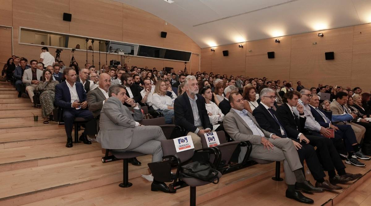 Με ενθουσιασμό ολοκληρώθηκε το φετινό διεθνές συνέδριο ηγεσίας – «The new era of Leadership»
