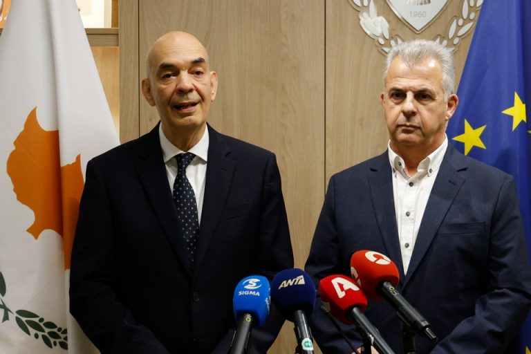 Ο Υπουργός Μεταφορών, Επικοινωνιών και Έργων Αλέξης Βαφεάδης, προήδρευσε της συνεδρίας του Συμβουλίου Οδικής Ασφάλειας